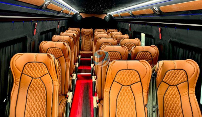 
								Mercedes-Benz Sprinter 2024 (19 Seats) full									