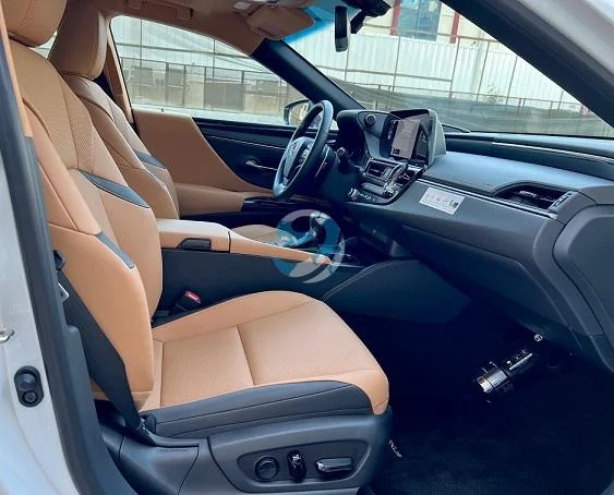 
Lexus ES 350 Hybrid 2024 full									